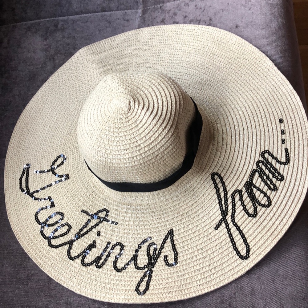 Never worn “GREETINGS FROM...” hat - Picture 1 of 5